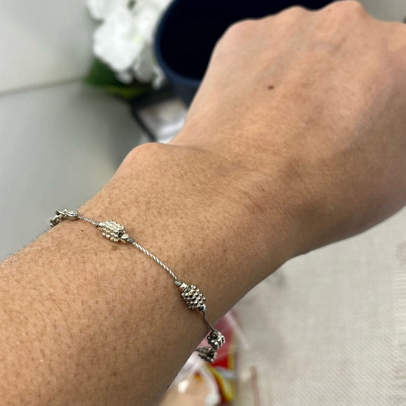 Vintage 1980s-90s Gold & Silver-Tone Beaded Cord Bracelet - Picture 3 of 14